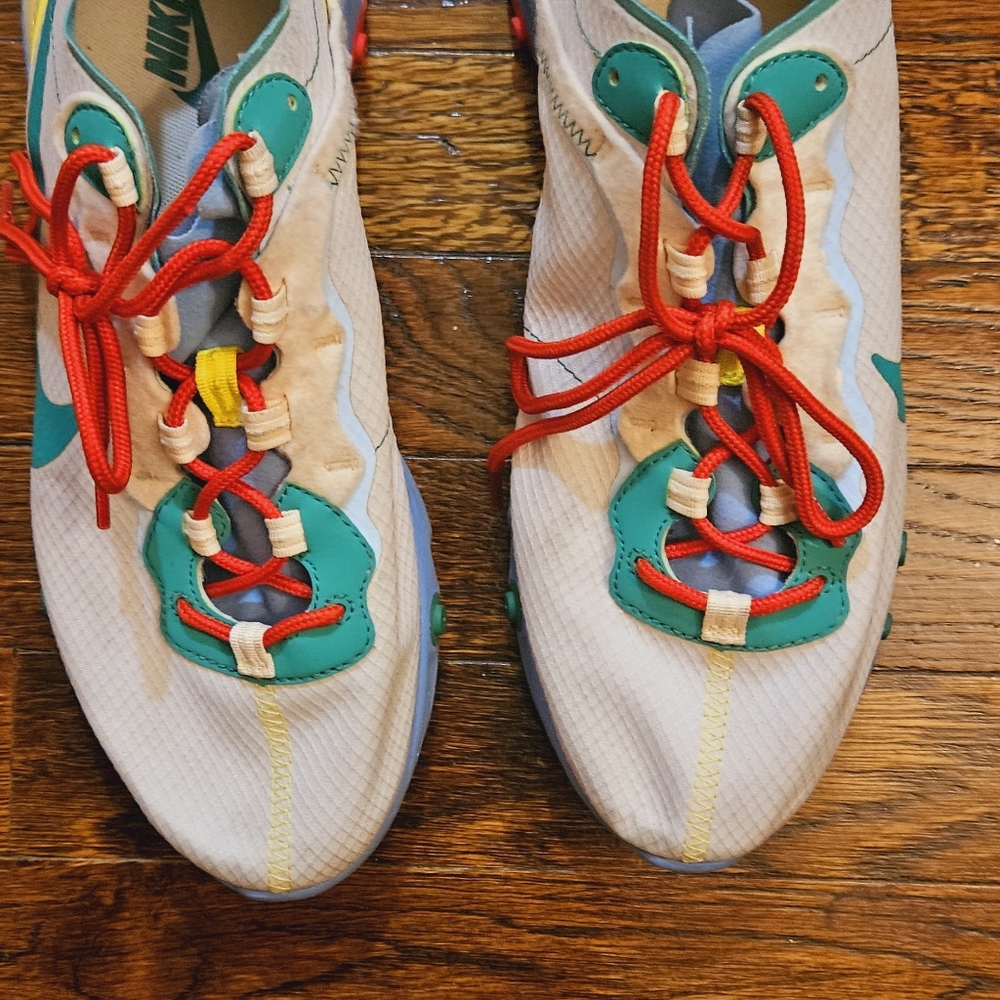 Women's Nike Sneakers